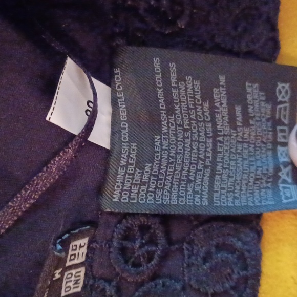 Uniqlo black lace pencil skirt, M - Picture 6 of 7